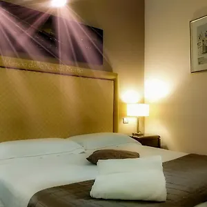 maison-delle-naiadi-roma.it-romehotels.com/